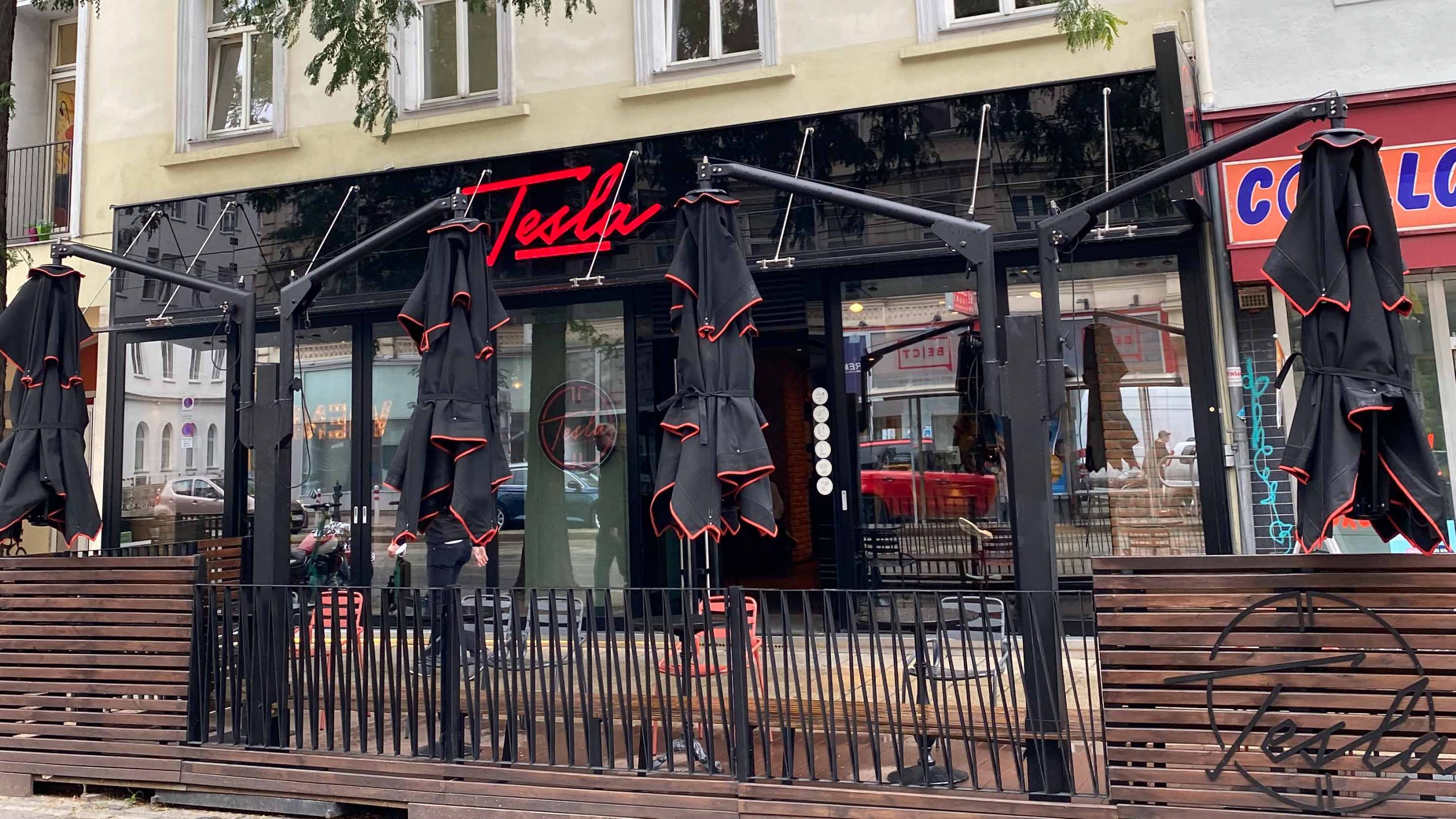 Tesla coffee екатеринбург